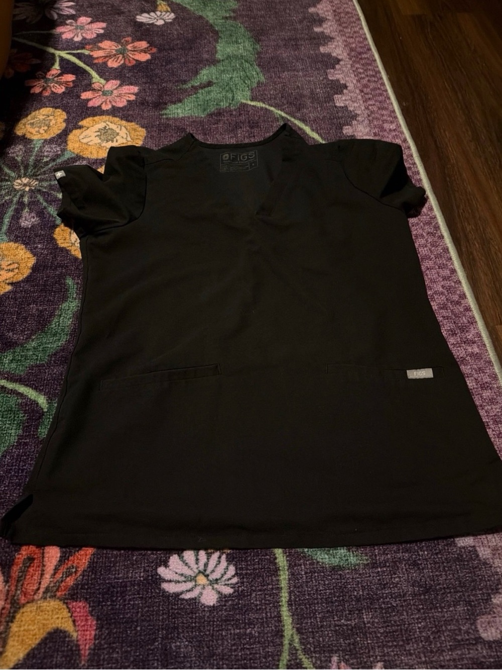 Figs Women’s Black Short Sleeve V-Neck Scrub Top